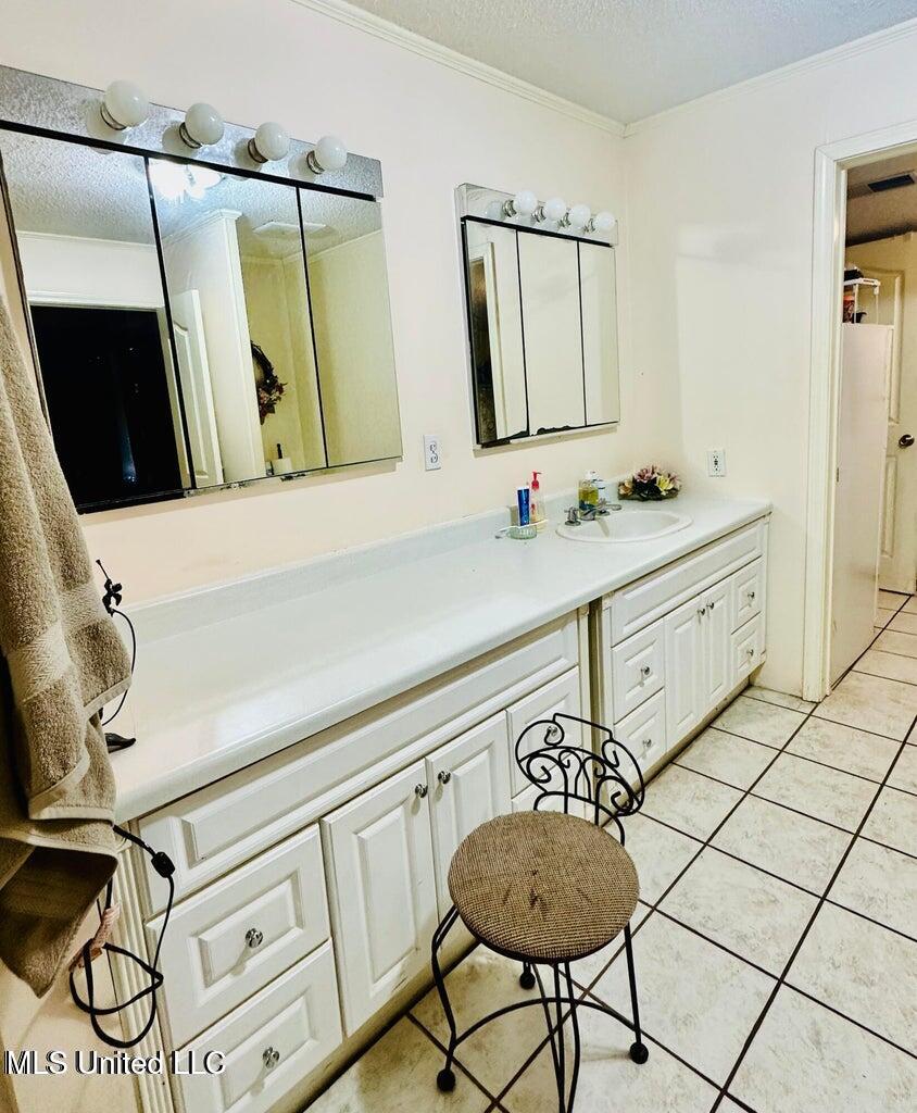 15173 Lorraine Road Biloxi, MS 39532 - Photo 22 of 26 8