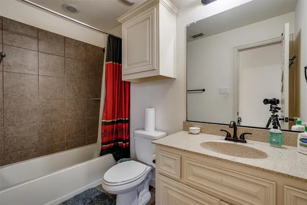 $2,995 | 13704 Blueberry Hill Drive, Little Elm, TX 75068