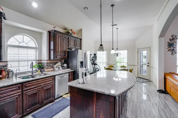 $2,995 | 13704 Blueberry Hill Drive, Little Elm, TX 75068