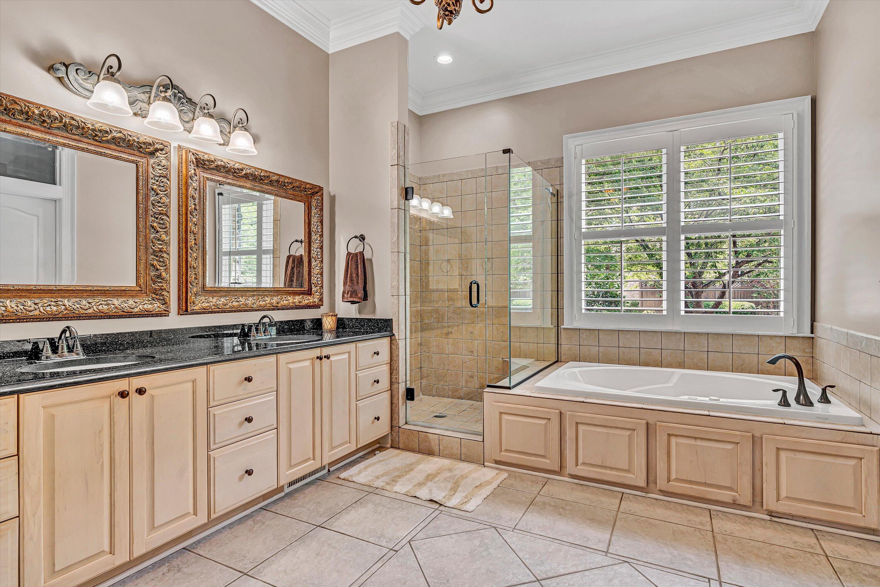 3129 Hidden Oak Road Southwest Roanoke, VA 24018 - Photo 26 of 50 Primary Ensuite