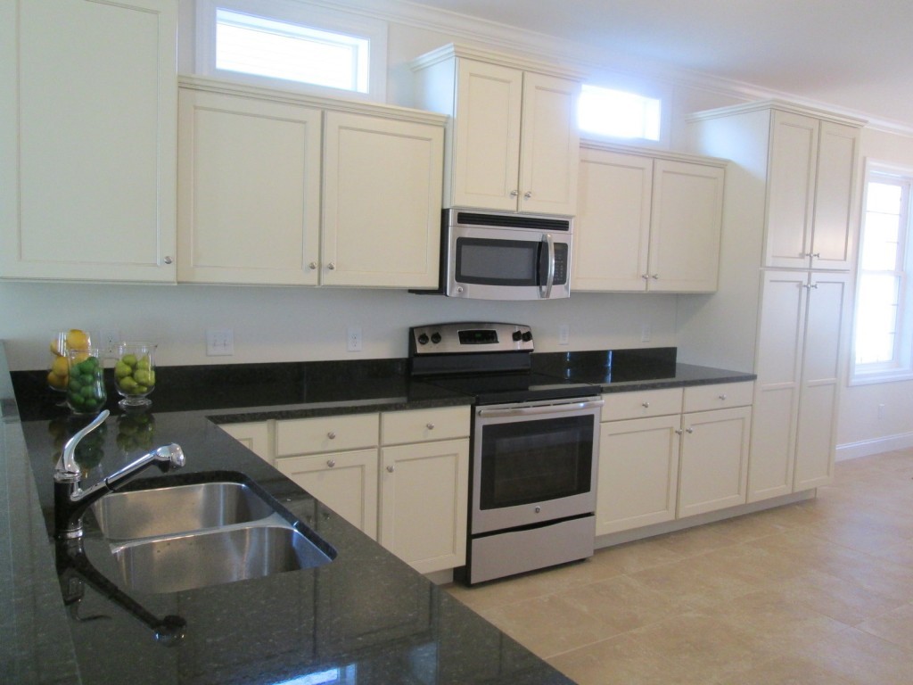 114 North Jefferson Road, Unit 3 South Burlington, VT 05403 - Photo 4 of 29 Gallery Image 4