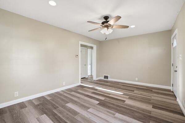 560 Ralston Street Gary, IN 46406 - Photo 3 of 11 600x400