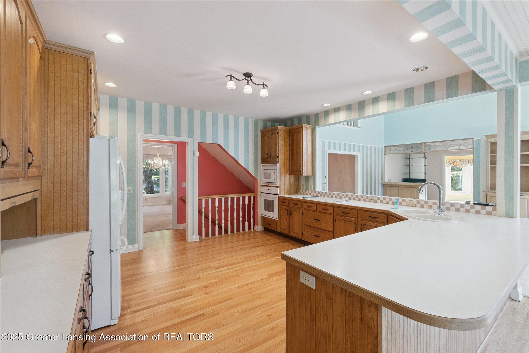 1351 Foxcroft Road East Lansing, MI 48823 - Photo 18 of 75 14-1351-Foxcroft-Rd-East-Lansing-MI-4882