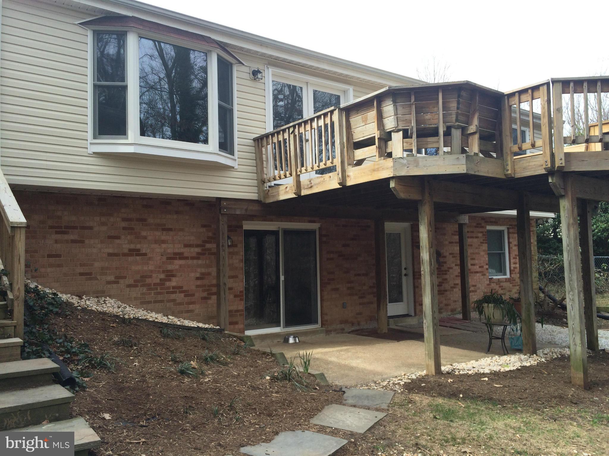 6131 Roxbury Avenue Springfield, VA 22152 - Photo 28 of 30 Patio