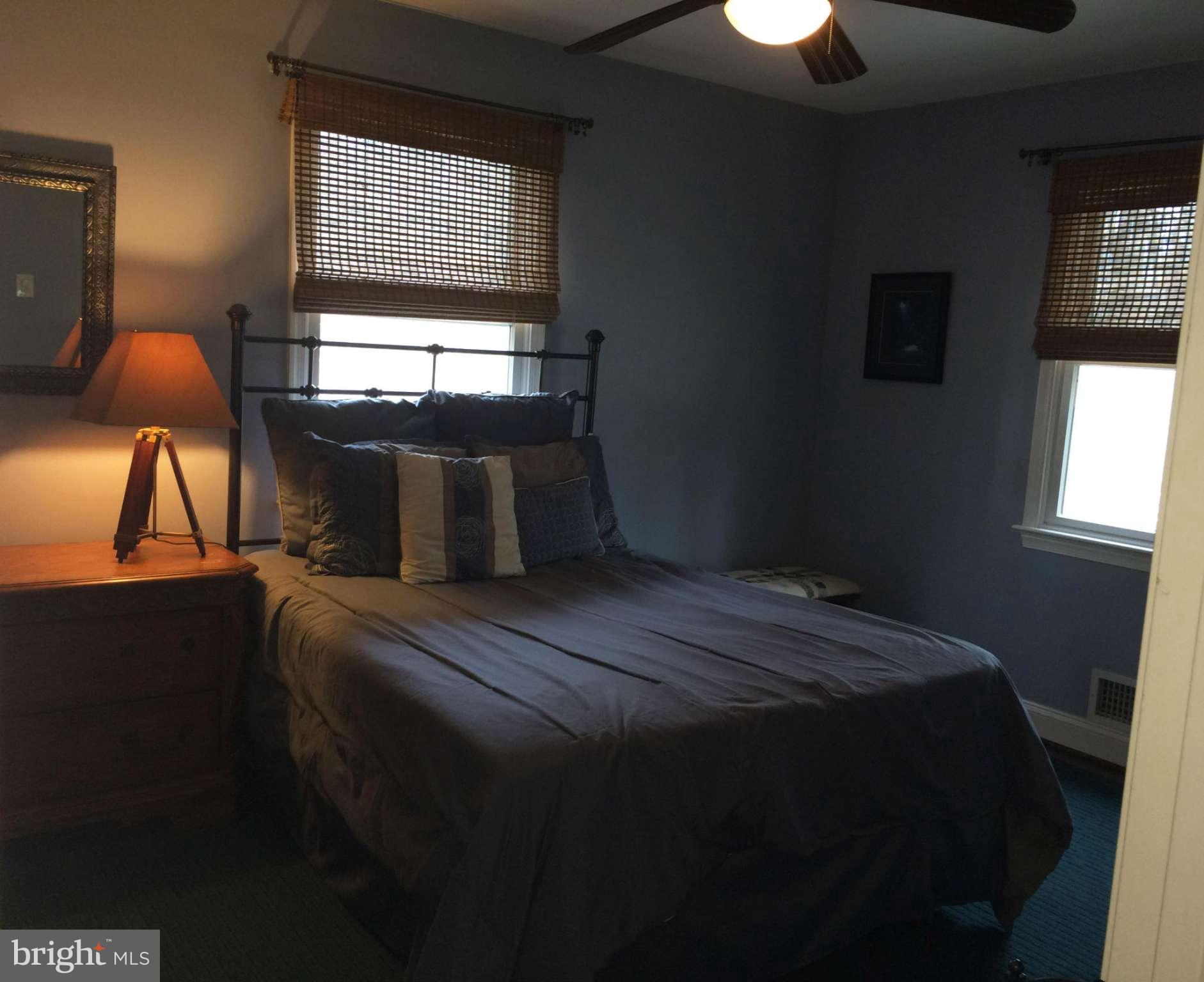 6131 Roxbury Avenue Springfield, VA 22152 - Photo 10 of 30 Bedroom 2
