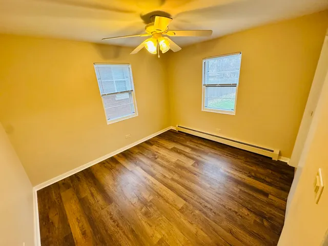 $1,300 | 1009 Victoria, Unit 1N, Antioch, IL 60002