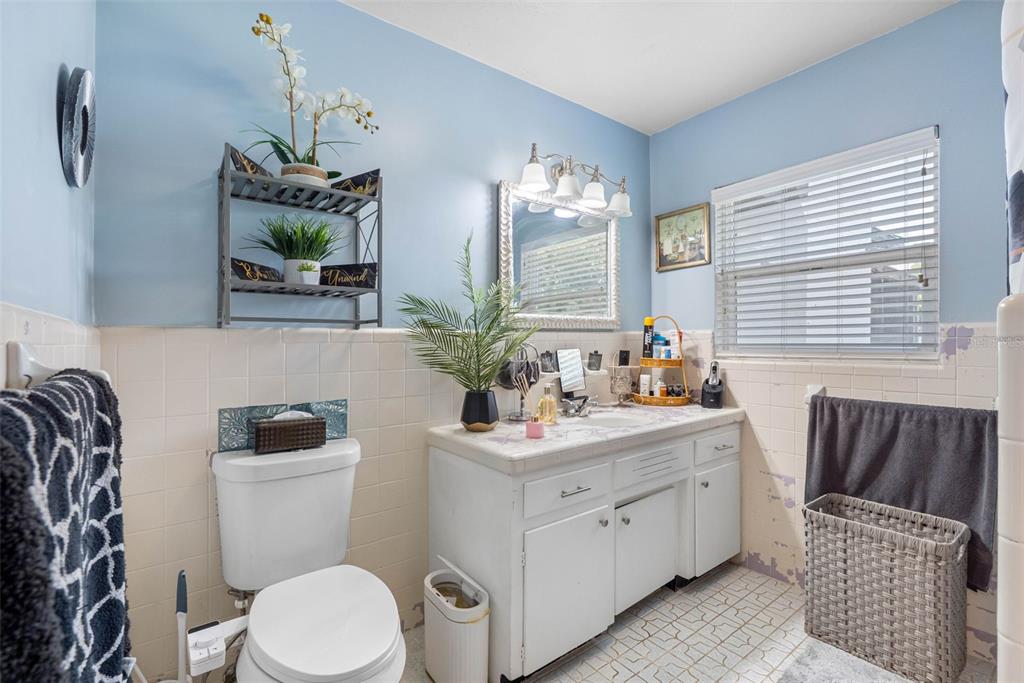 5515 Lake Le Clare Road Lutz, FL 33558 - Photo 30 of 59