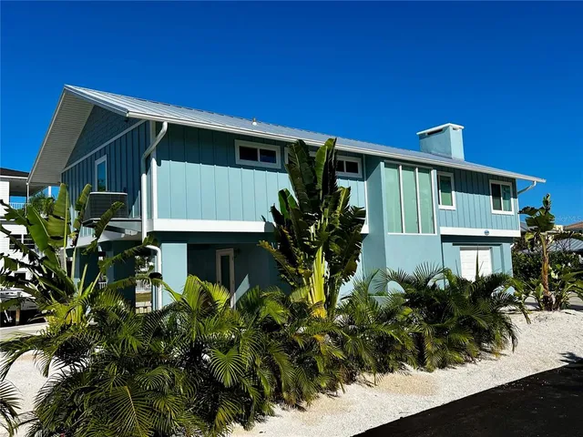 $10,000 | 825 Tarawitt Drive, Longboat Key, FL 34228