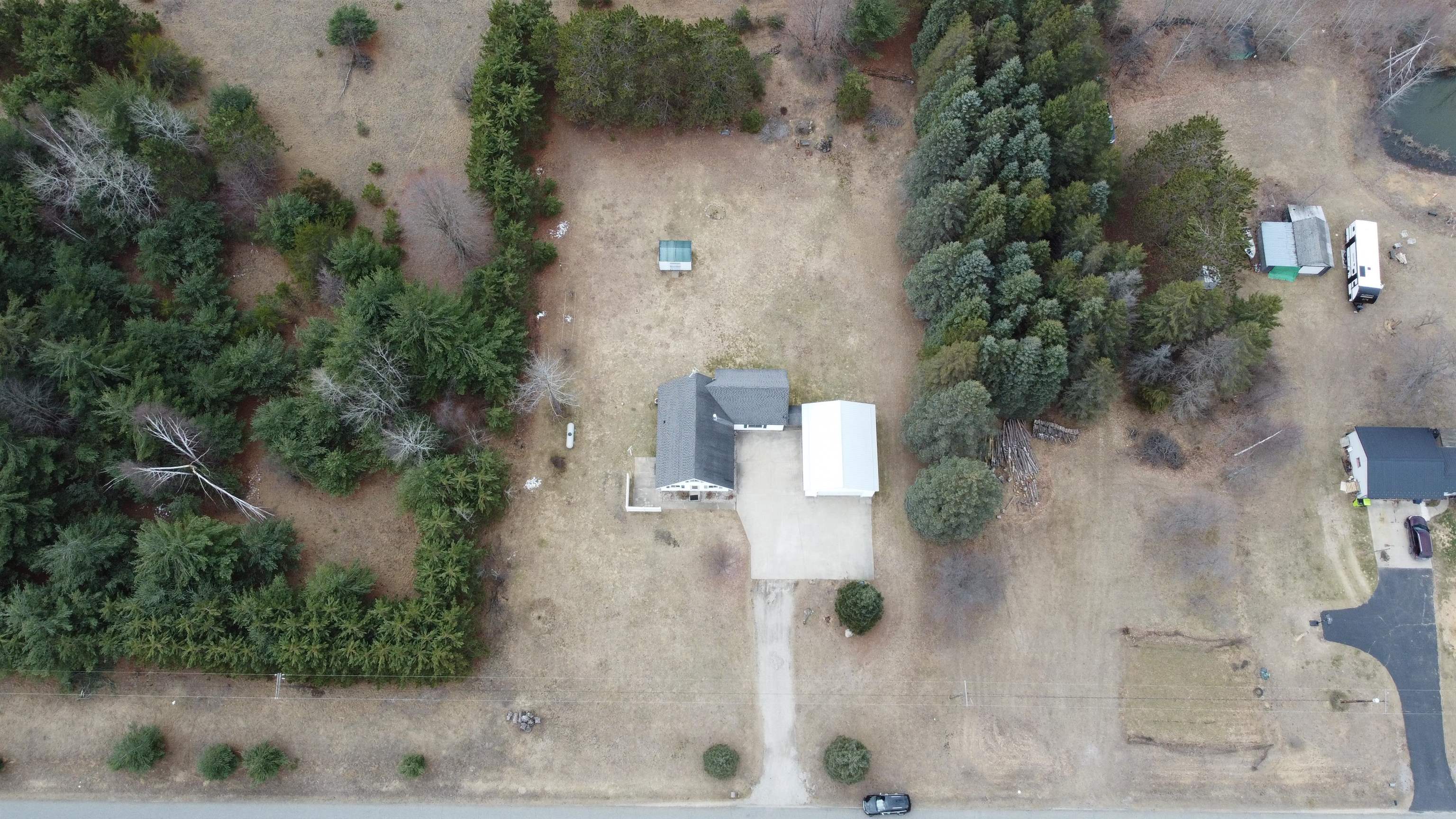 6455 North Geneva Road Coleman, MI 48618 - Photo 37 of 38