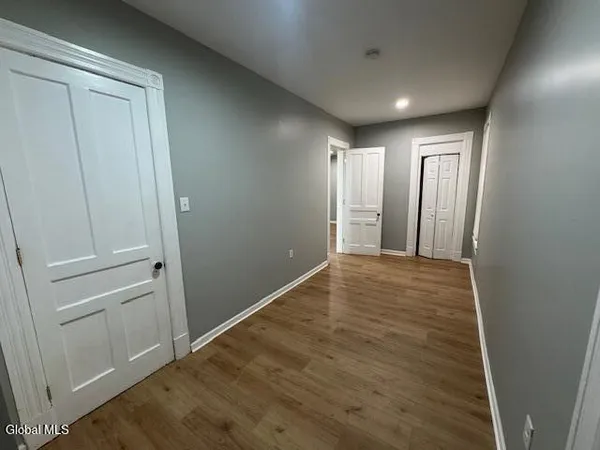 $1,800 | 306 3rd Street, Unit 3, Troy, NY 12180