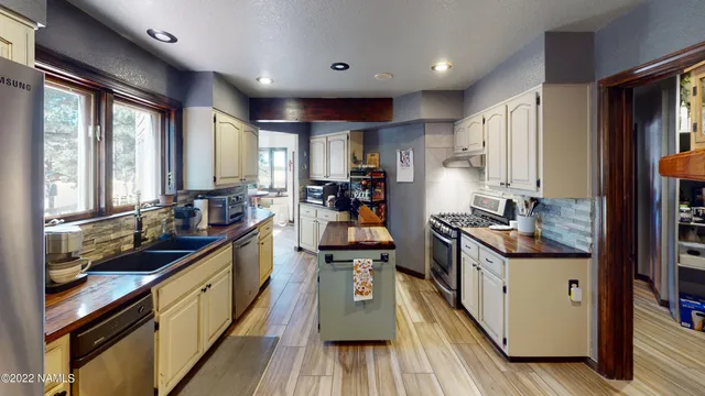 $2,237,750 | 12830 East Thunder Rdg Road, Parks, AZ 86018