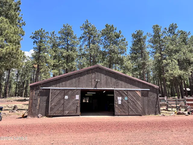 $2,237,750 | 12830 East Thunder Rdg Road, Parks, AZ 86018