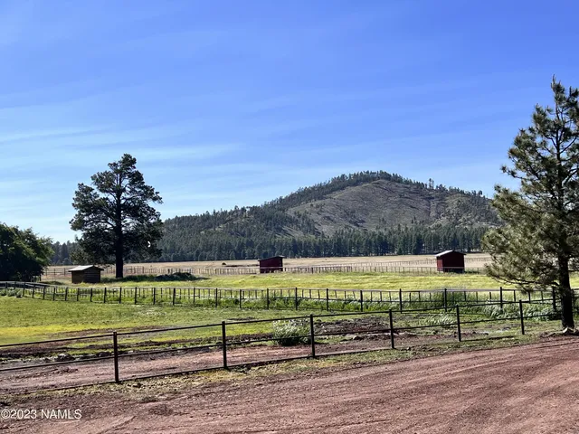 $2,237,750 | 12830 East Thunder Rdg Road, Parks, AZ 86018