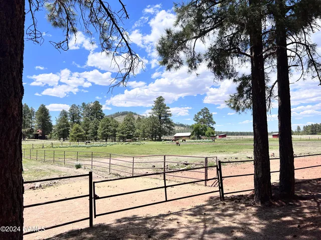 $2,237,750 | 12830 East Thunder Rdg Road, Parks, AZ 86018