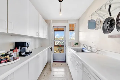 $1,995,000 | 126 Westbourne Terrace, Brookline, MA 02446