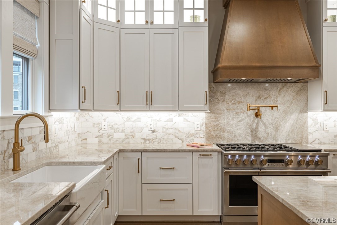 3508 Ormiston Grove Circle Henrico, VA 23233 - Photo 15 of 50 a kitchen with granite countertop a sink stainless steel appliances and cabinets