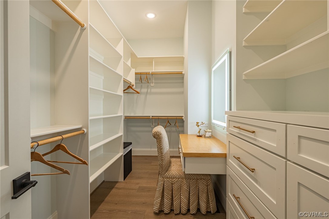 3508 Ormiston Grove Circle Henrico, VA 23233 - Photo 22 of 50 a bathroom with a sink mirror and a bathtub