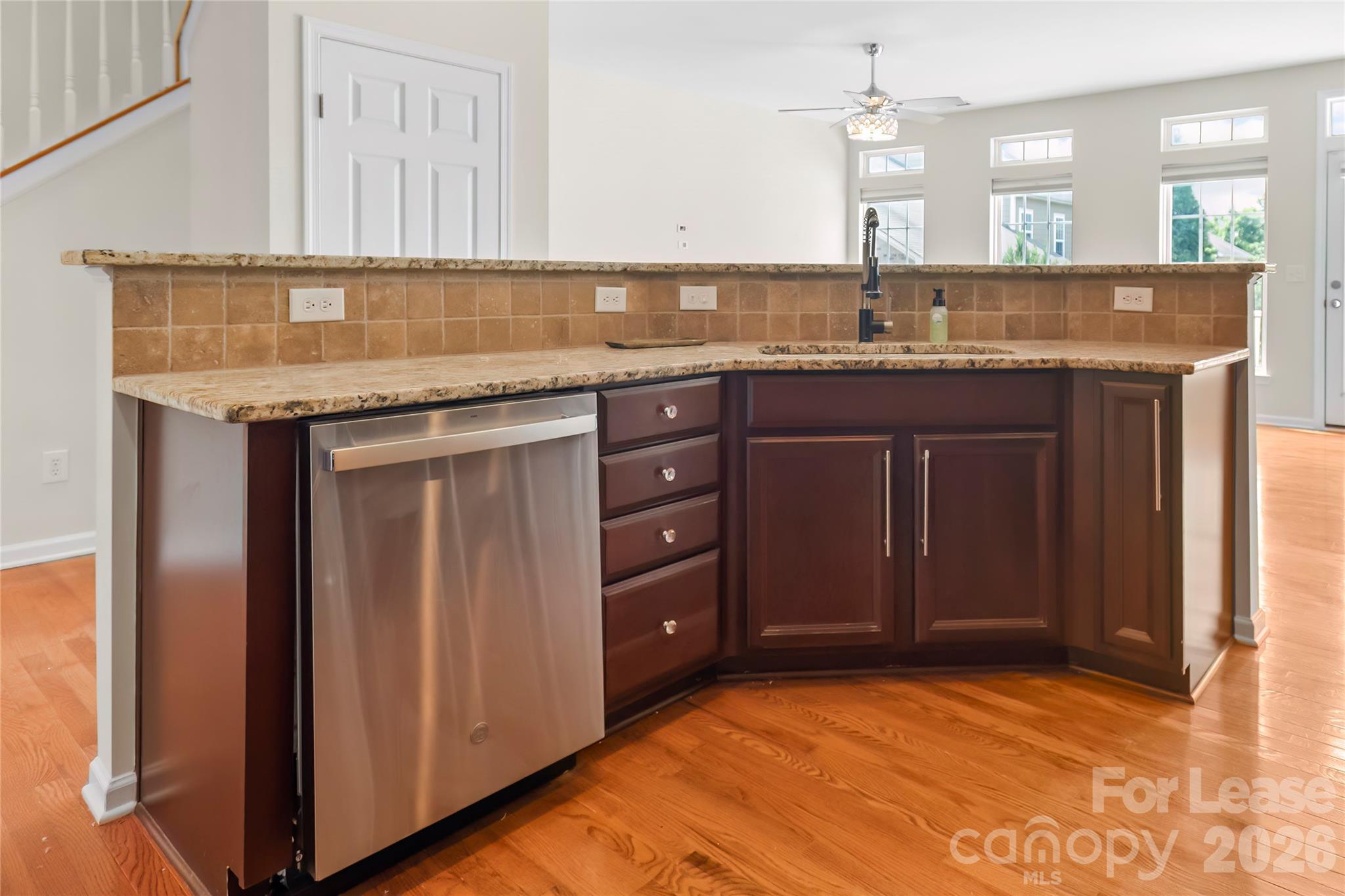417 Armour Street Davidson, NC 28036 - Photo 13 of 41