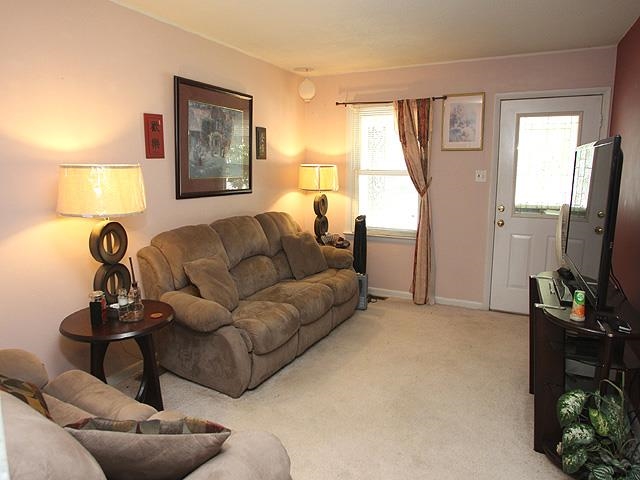 709 Coleman Street Raleigh, NC 27610 - Photo 2 of 6