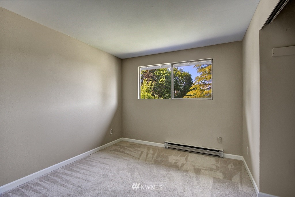 18657 Southeast 162nd Street Renton, WA 98058 - Photo 10 of 17 Gallery Image 10