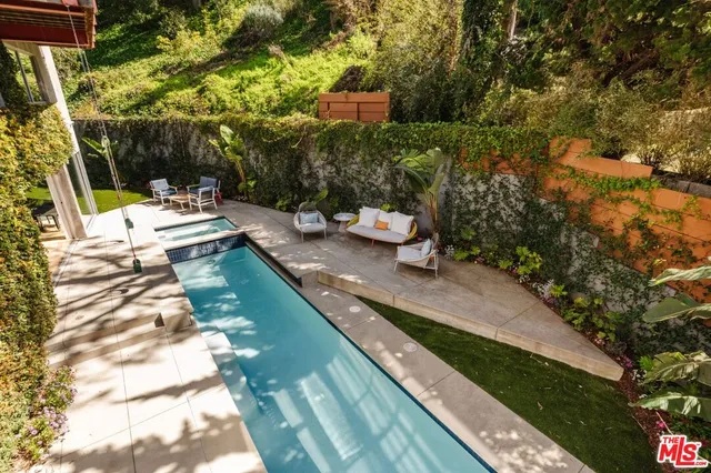 $6,250,000 | 562 Stassi Lane, Santa Monica, CA 90402