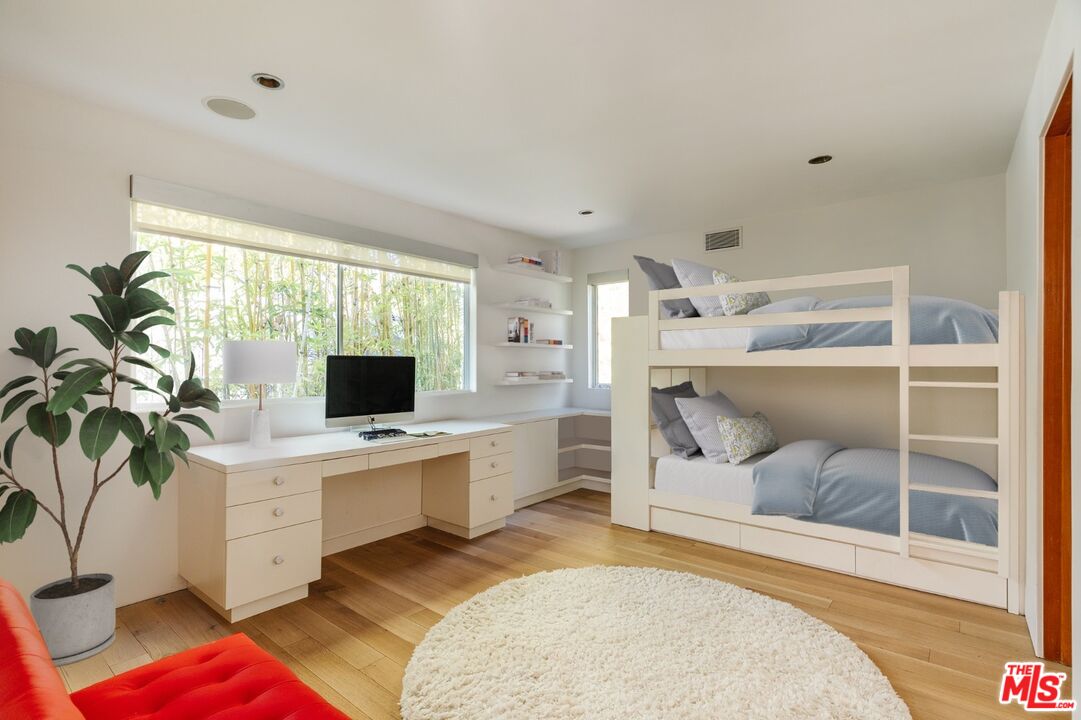 562 Stassi Lane Santa Monica, CA 90402 - Photo 20 of 31