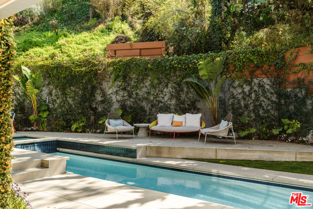 562 Stassi Lane Santa Monica, CA 90402 - Photo 26 of 31