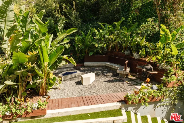 $6,250,000 | 562 Stassi Lane, Santa Monica, CA 90402