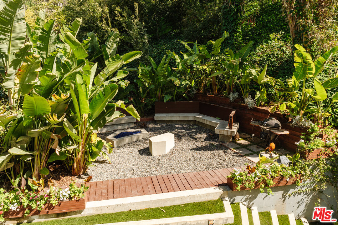 562 Stassi Lane Santa Monica, CA 90402 - Photo 29 of 31