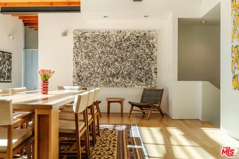 $6,250,000 | 562 Stassi Lane, Santa Monica, CA 90402