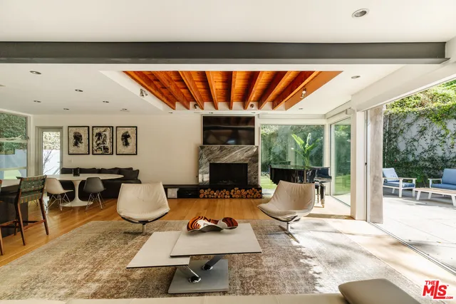 $6,250,000 | 562 Stassi Lane, Santa Monica, CA 90402