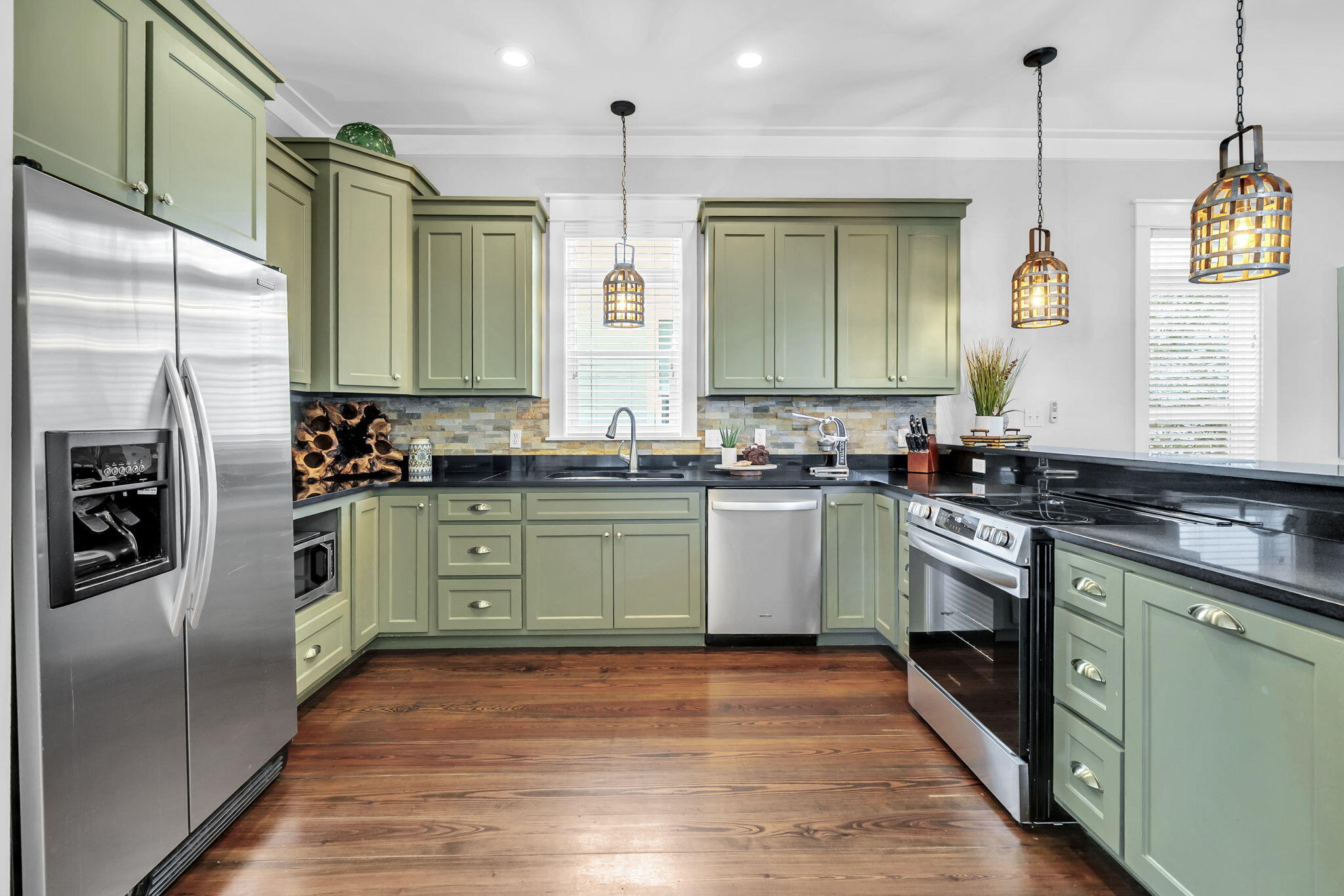 48 Cast Net Lane Seacrest, FL 32461 - Photo 3 of 41 a kitchen with a refrigerator and a stove top oven