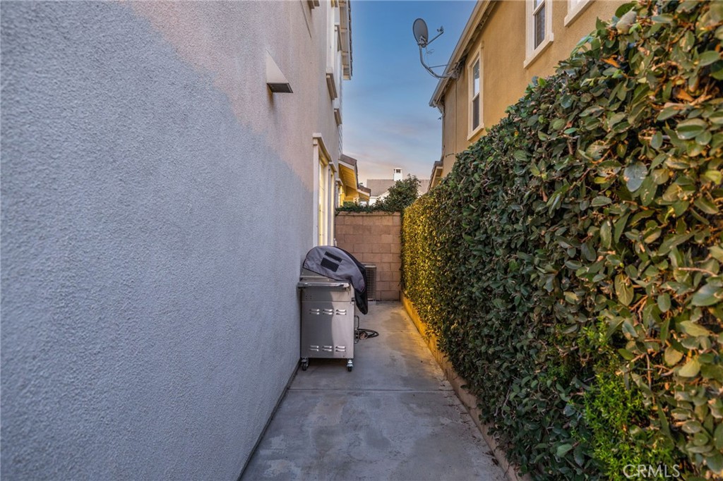 1767 Seth Loop Upland, CA 91784 - Photo 54 of 60