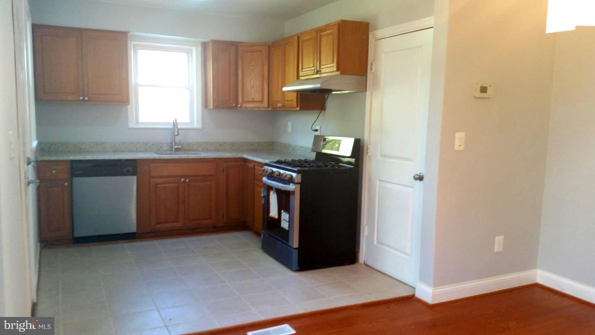 2010 Amherst Road Hyattsville, MD 20783 - Photo 8 of 26 Kitchen