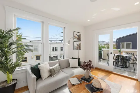 $1,295,000 | 52 Meda Avenue, San Francisco, CA 94112