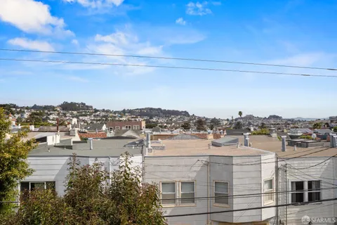 $1,295,000 | 52 Meda Avenue, San Francisco, CA 94112