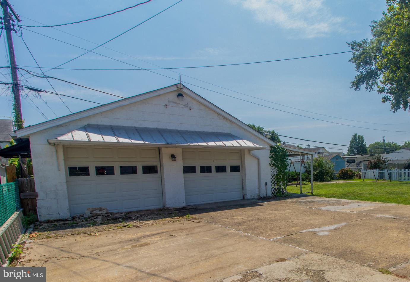 230 Oakwood Road Baltimore, MD 21222 - Photo 6 of 45 Gallery Image 6