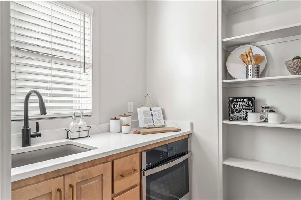 7923 Round Pr Street Shawnee, KS 66218 - Photo 13 of 37