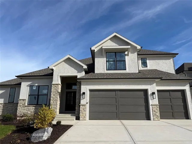 $877,900 | 7923 Round Pr Street, Shawnee, KS 66218