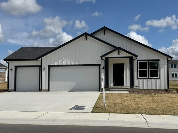 $499,000 | 410 Arcadia Avenue, Deer Park, WA 99006