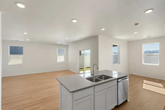 $499,000 | 410 Arcadia Avenue, Deer Park, WA 99006