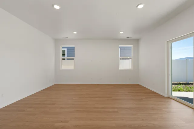 $499,000 | 410 Arcadia Avenue, Deer Park, WA 99006