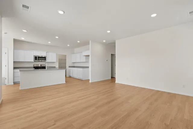 $499,000 | 410 Arcadia Avenue, Deer Park, WA 99006