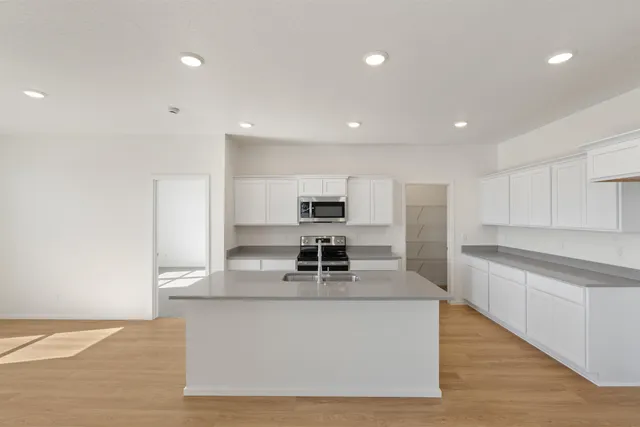 $499,000 | 410 Arcadia Avenue, Deer Park, WA 99006