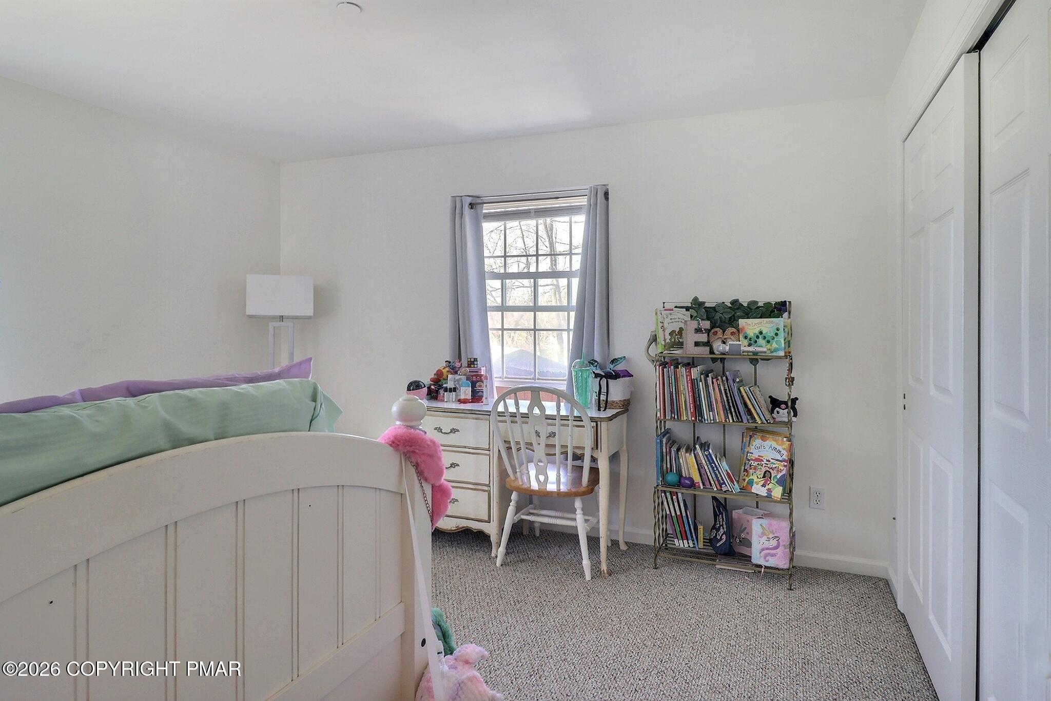 457 Hickory Valley Road Stroudsburg, PA 18360 - Photo 17 of 50 Middle Unit