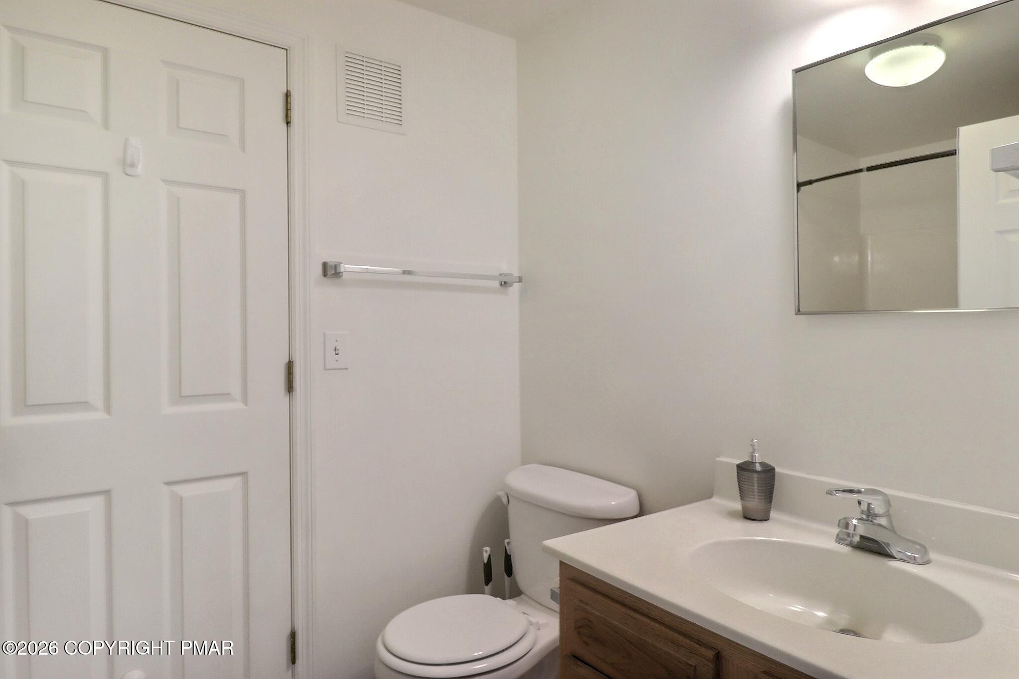 457 Hickory Valley Road Stroudsburg, PA 18360 - Photo 28 of 50 Lower Level Apartment