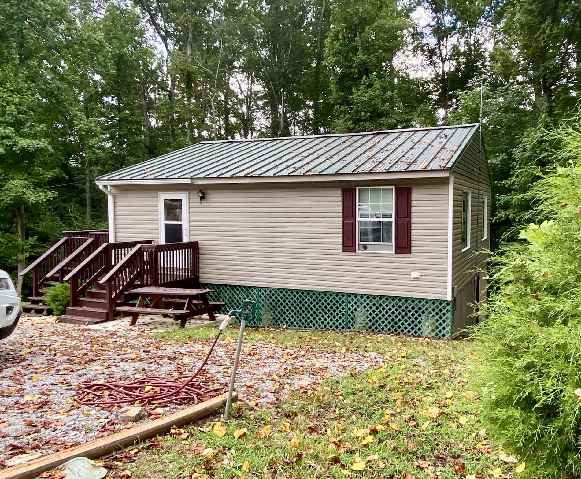 185 Randall Fugate Road Spring City, TN 37381 - Photo 4 of 31 fullsizeoutput_968