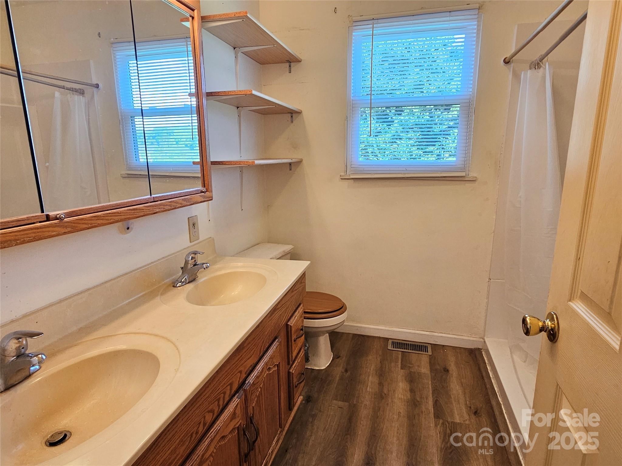 1982 Conley Road Morganton, NC 28655 - Photo 17 of 31 Gallery Image 17