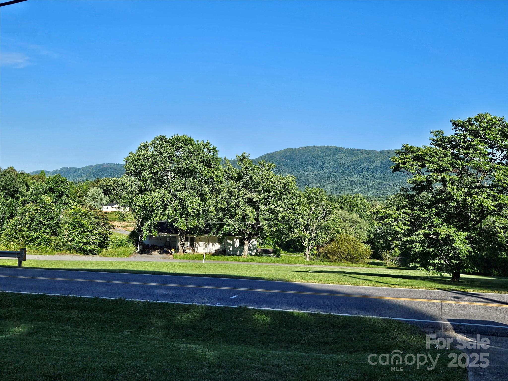 1982 Conley Road Morganton, NC 28655 - Photo 2 of 31 Gallery Image 2
