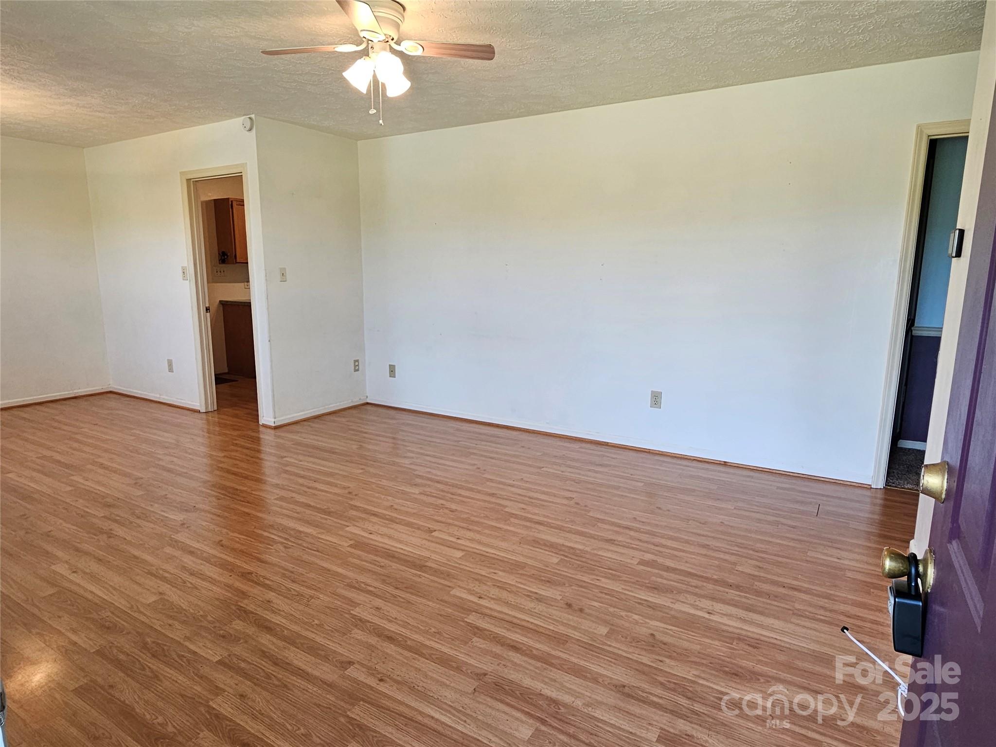 1982 Conley Road Morganton, NC 28655 - Photo 4 of 31 Gallery Image 4